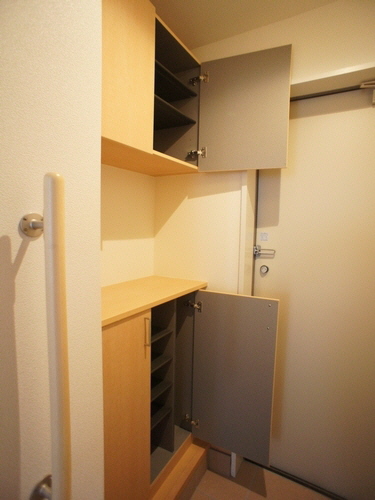 玄関　大容量のシューズＢＯＸ有り！