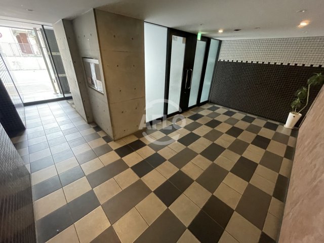 ロビー　南堀江アパートメントシエロ　ロビー