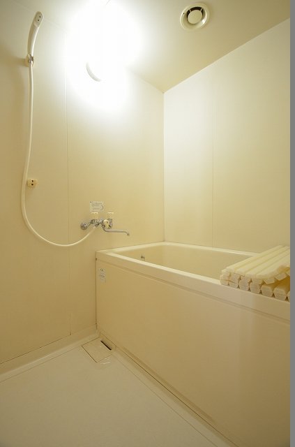 バス・シャワールーム　別号室の写真です。