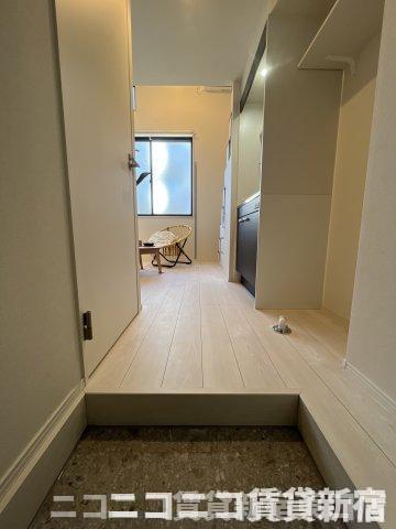 玄関　別号室イメージの為、現状を優先致します。