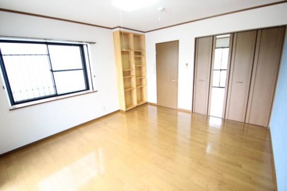 居室・リビング　※別号室の写真です