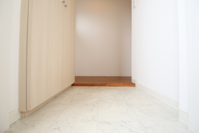 玄関　※別室の参考写真の為、現況優先です。