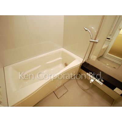 バス・シャワールーム　同タイプ11階のお部屋を撮影。仕様が異なることがあります。