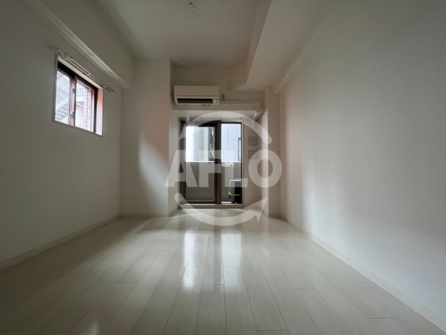 居室・リビング　エスリード心斎橋LUXUE　洋室