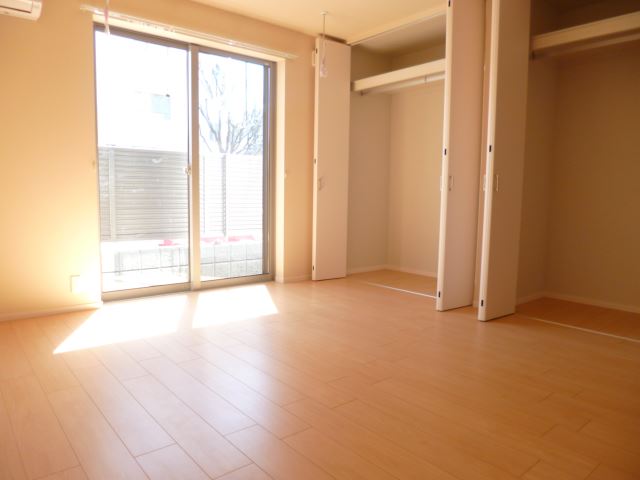 居室・リビング　洋室