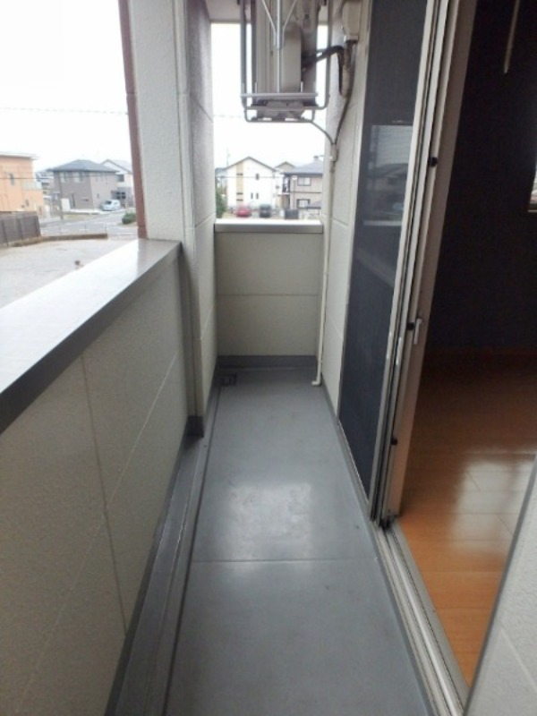 バルコニー　図面と現状に相違がある場合には現状を優先