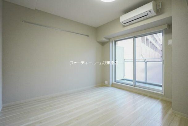 居室・リビング　別号室参考写真