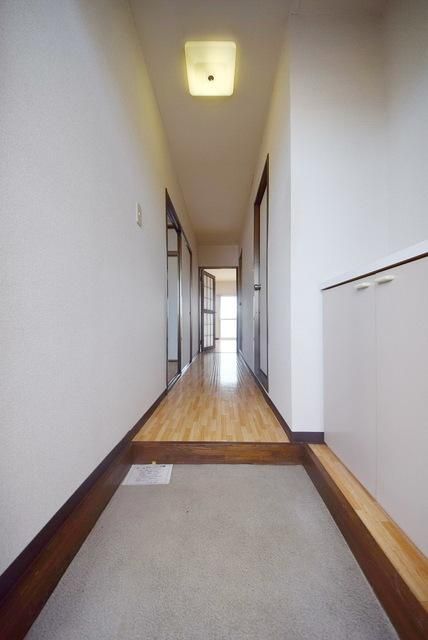 玄関　シューズボックスあります♪