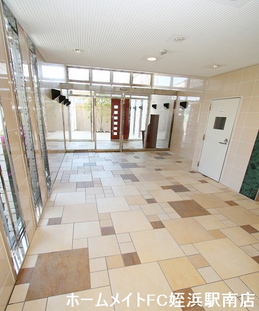 セキュリティ　★オシャレなエントランスです！★