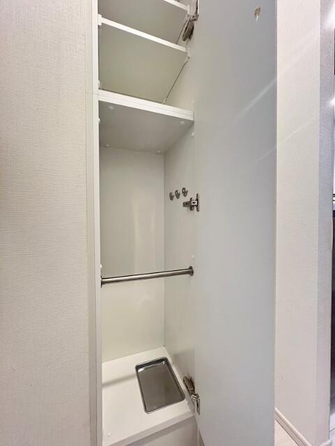 収納　シューズボックス?
