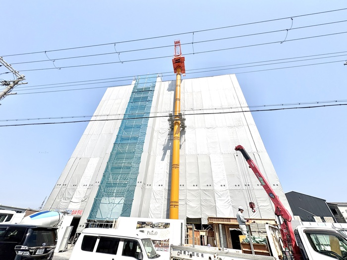 建物外観　建築中