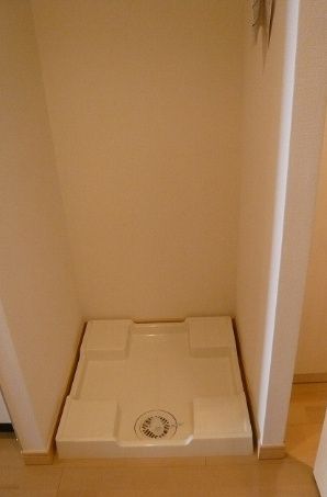 その他設備　防水パン付き洗濯機置き場☆