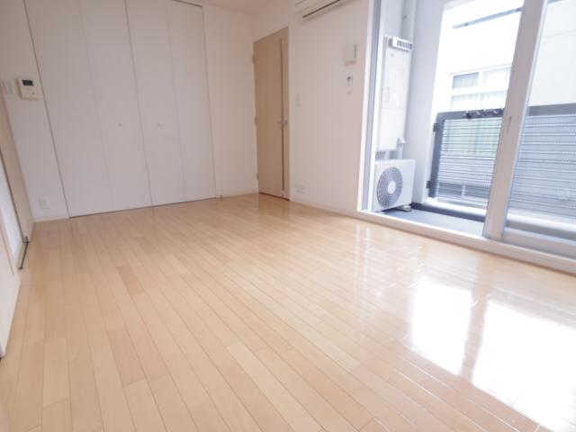 居室・リビング　おしゃれな居間です