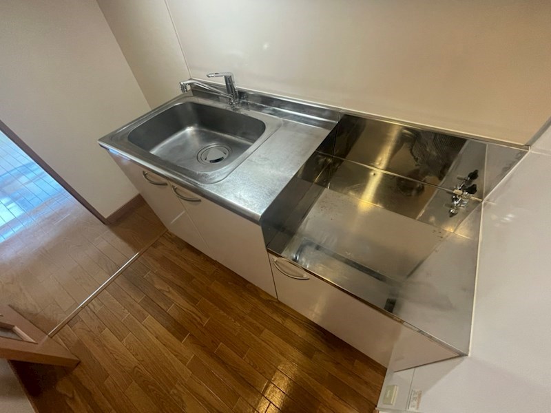 キッチン　同一物件参照