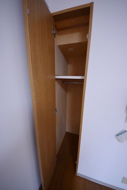 収納　同物件別部屋写真