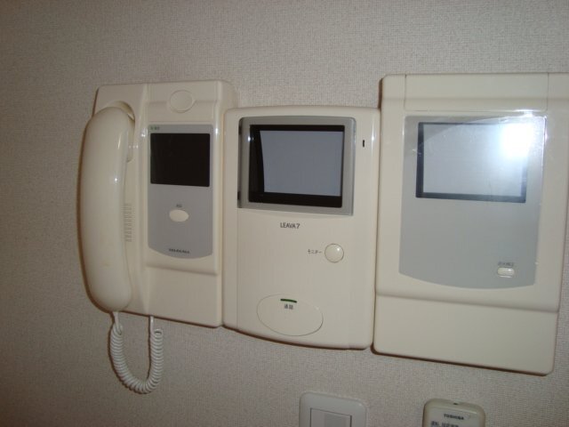 居室・リビング　カメラ付インターホン