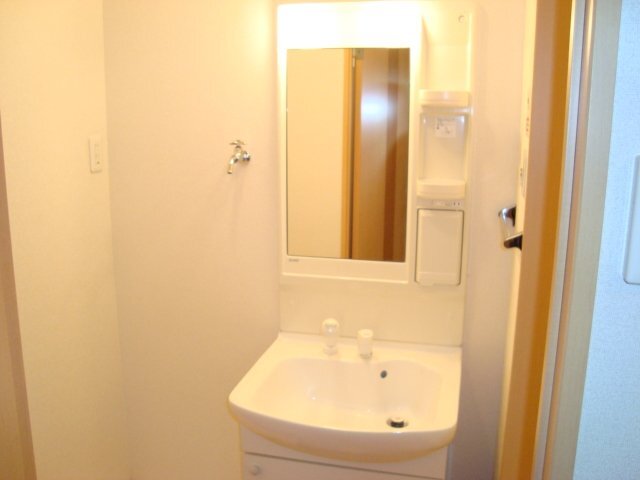 洗面設備　洗髪洗面化粧台