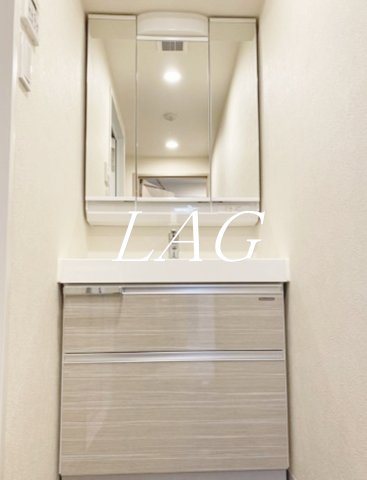 洗面設備　洗面台です。