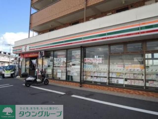 コンビニ　セブンイレブン日野三沢店（コンビニ）まで1000m