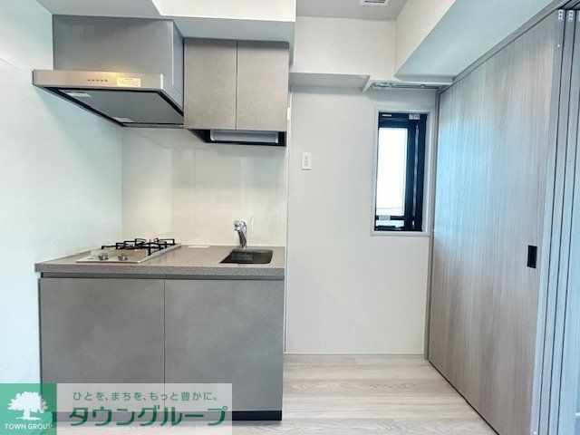キッチン　お問合せは(株)タウンハウジング東京へ