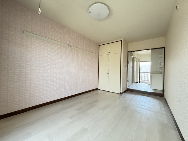 居室・リビング　別部屋参考写真です