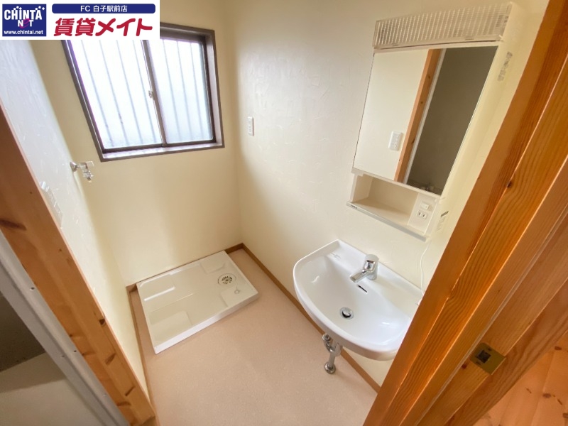 洗面設備　別部屋参考写真