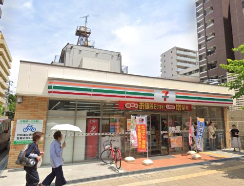 コンビニ　セブンイレブン豊中岡町東店（コンビニ）まで300m