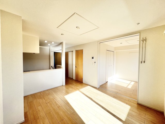 居室・リビング　※同タイプ参考写真