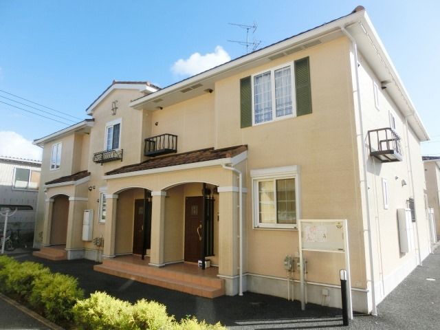 建物外観　2年毎の更新料が不要