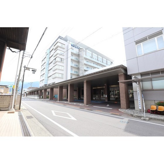 病院　長野県厚生連長野松代総合病院附属（病院）まで1079m