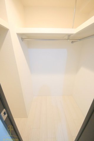収納　ワールドアイ京町堀