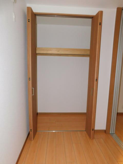 収納　奥行きのある収納