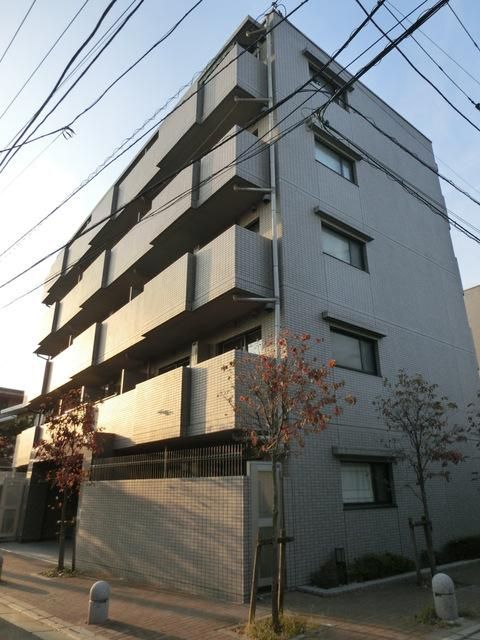 建物外観　外観タイル貼りのマンション