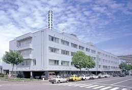 病院　勤医協札幌病院（病院）まで593m