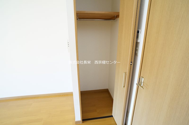 収納　※同タイプ203号室の写真です★（実際のお部屋とは異なります