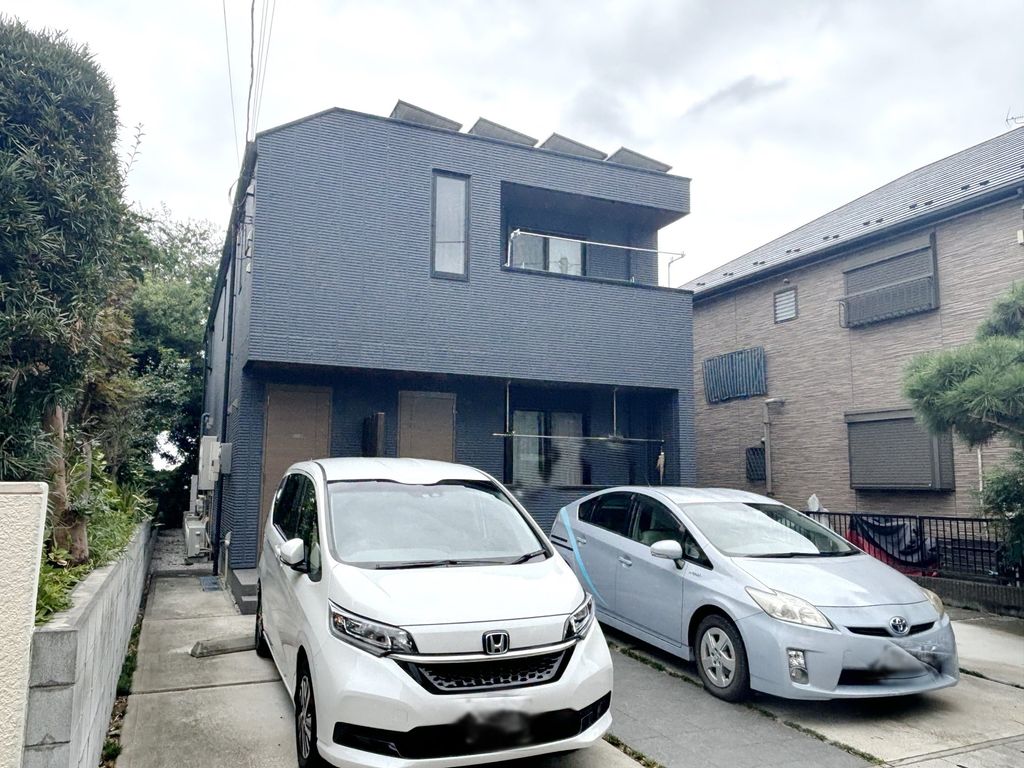 建物外観　駐車場