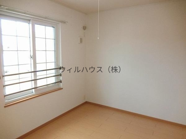 その他部屋・スペース　明るい洋室！