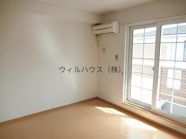 居室・リビング　広々としたリビング！