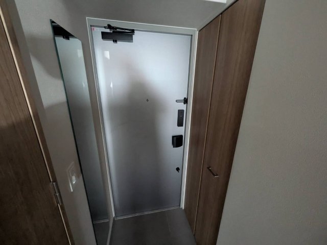 THE SENSE RESIDENCE 甲南山手の玄関写真