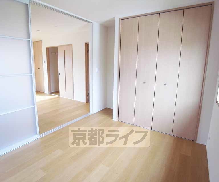 居室・リビング　明るいお部屋です