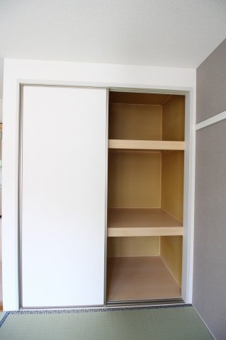 収納　退去前のため、別部屋のお写真です。