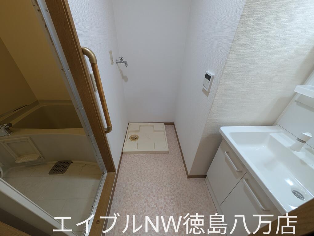 ＪＲ牟岐線 二軒屋駅 徒歩10分 5階建 築30年のその他写真