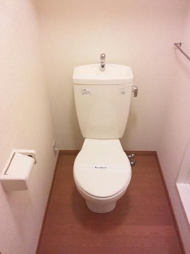 レオパレスMINEIIのトイレ写真