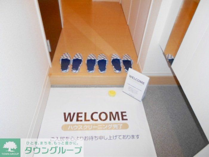 玄関　※別号室参考写真です