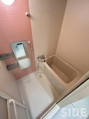 プラディオ森小路セレニテの風呂写真