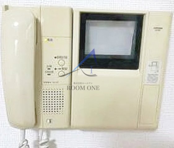 セキュリティ　モニター付きインターホンです。