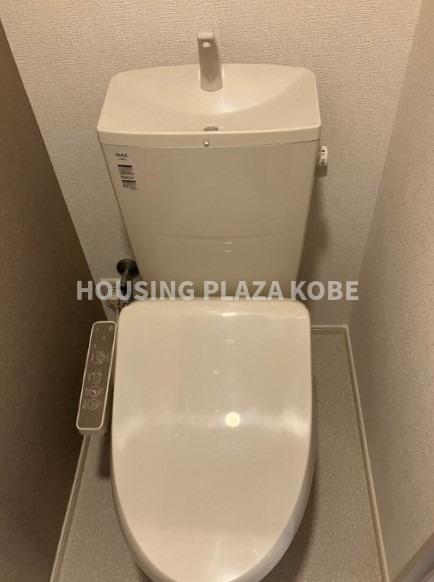 リアライズ垂水IIのトイレ写真