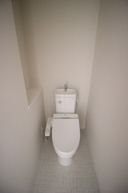 ＪＲ東西線 海老江駅 徒歩5分 12階建 築9年のトイレ写真