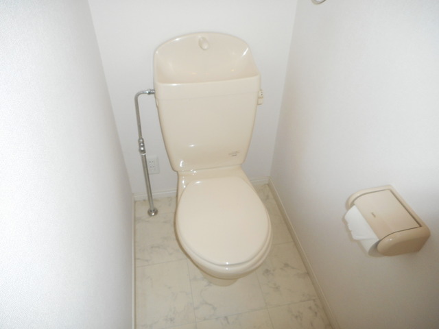 ヴィアノ大谷町のトイレ写真