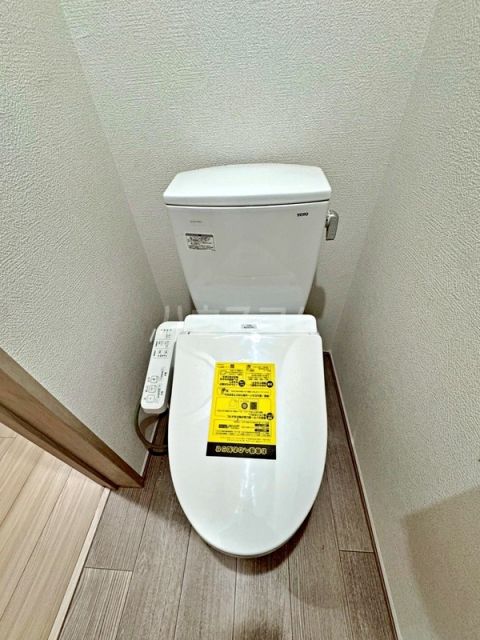 京成本線 京成高砂駅 徒歩8分 3階建 築2年のトイレ写真